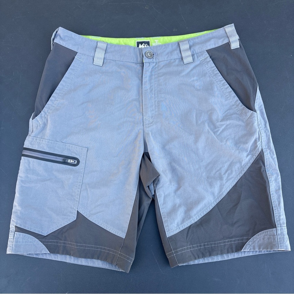 REI Shorts Men 32 Gray Solid Chino Cargo Pockets Stretch Outdoor Nylon Hiking